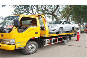 新晃附近24小时汽车拖车服务热线
